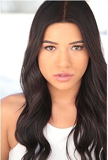 Julia Kelly