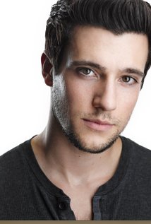 Drew Roy