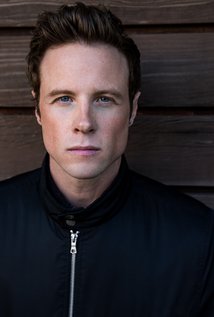 Ashton Holmes